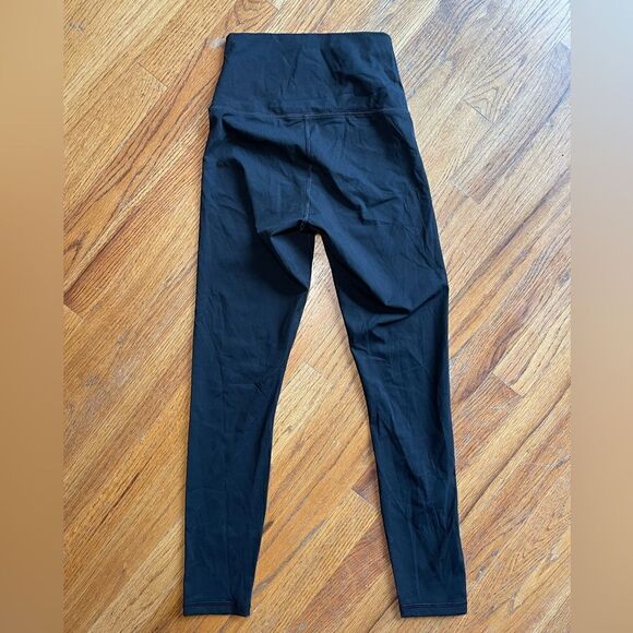 Everlane The Perform Legging ReNew in Black Size XSmall - Picture 8 of 8